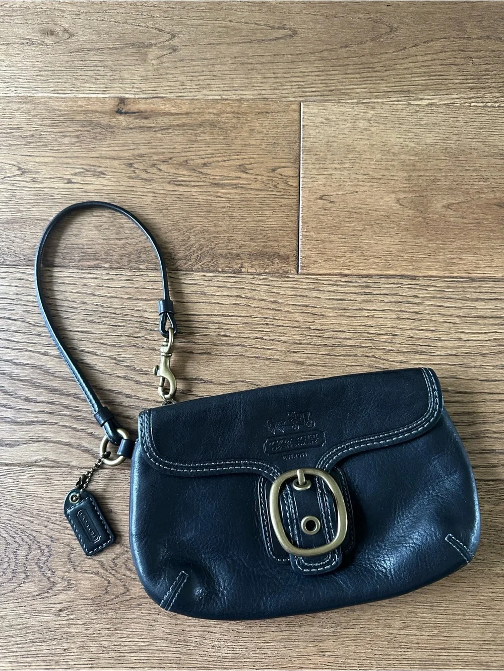 Vintage Coach Bleeker Wristlet Wallet Black Leather